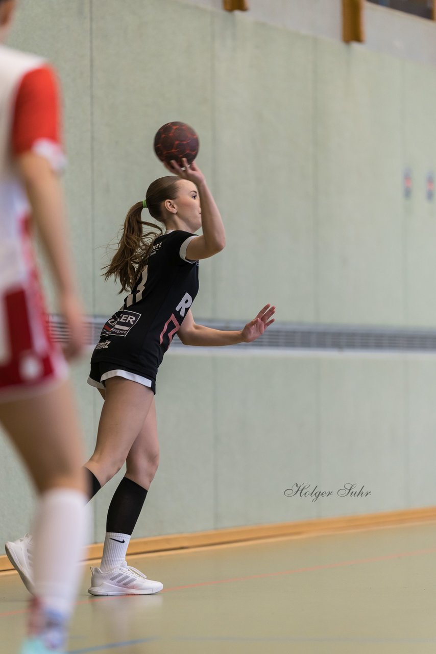 Bild 32 - wBJ SV Henstedt Ulzburg - Bramstedter TS : Ergebnis: 27:15